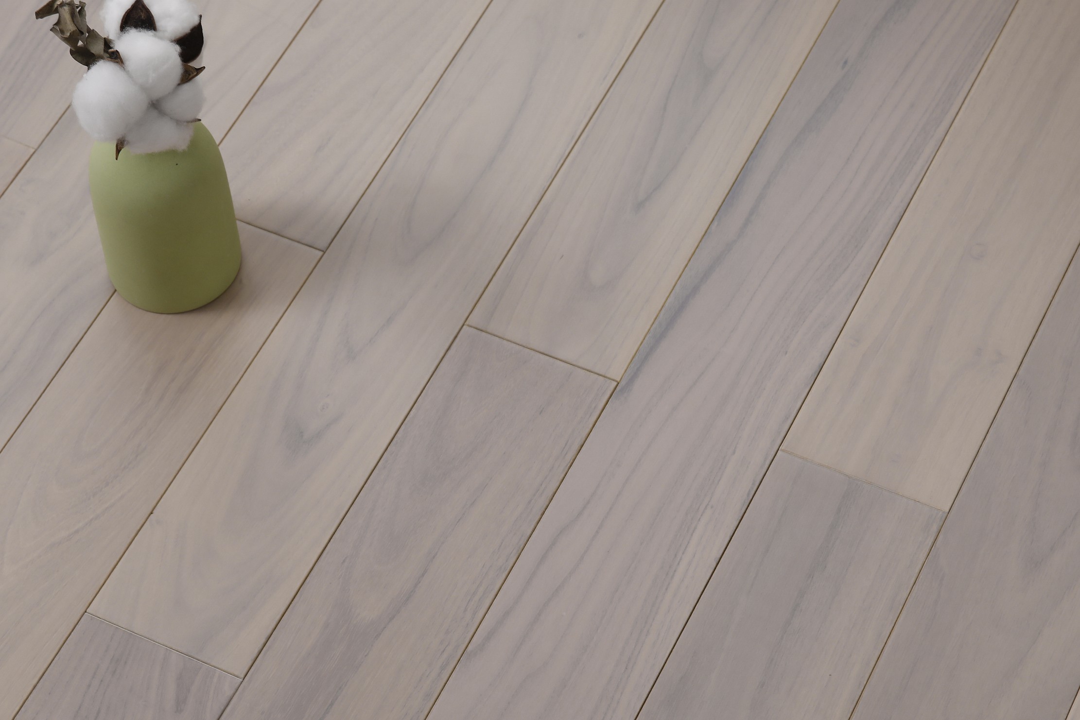 _H4A3495_眸目压缩